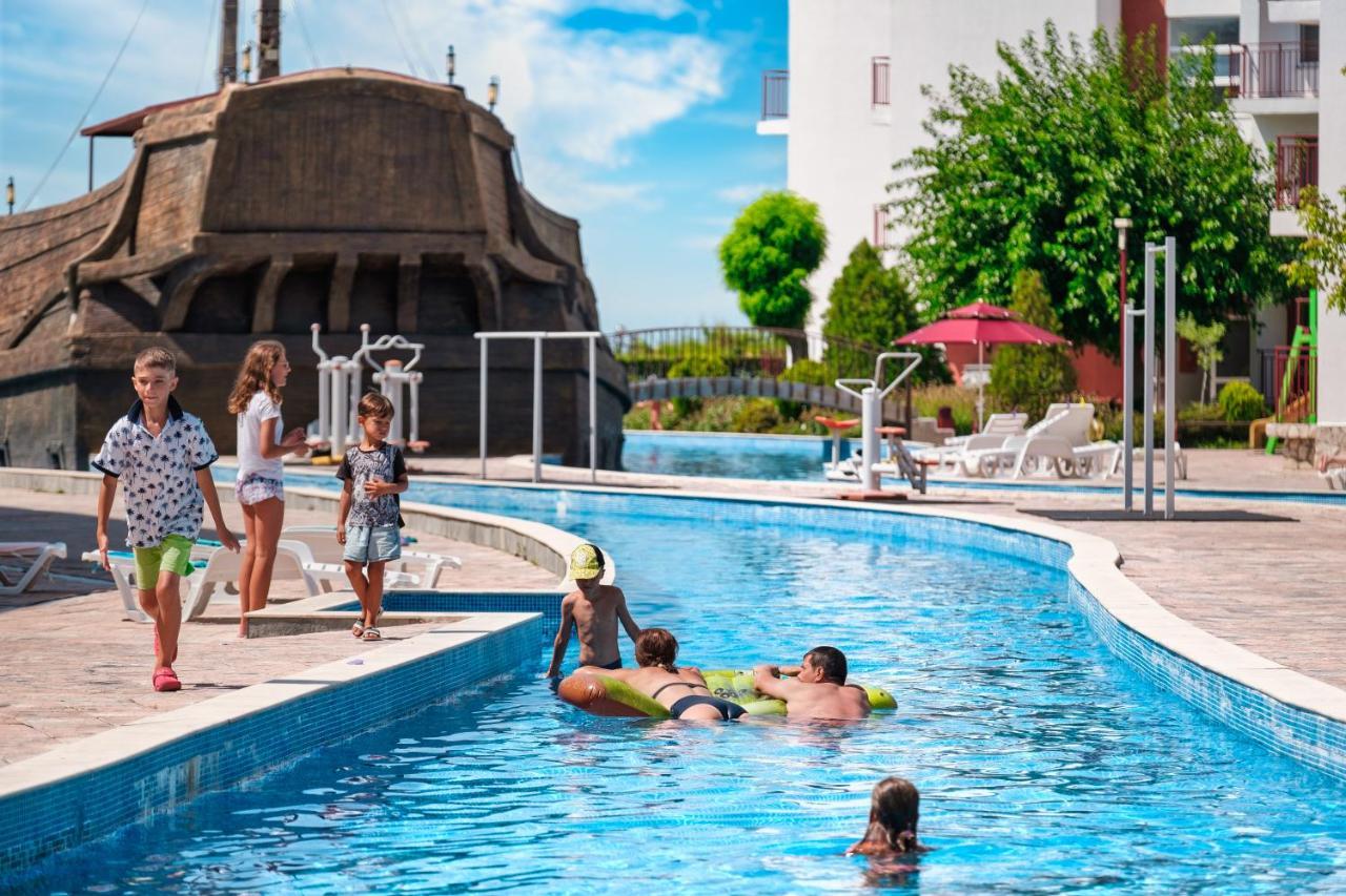 Privillege Fort Noks Beach Apartments Елените Экстерьер фото