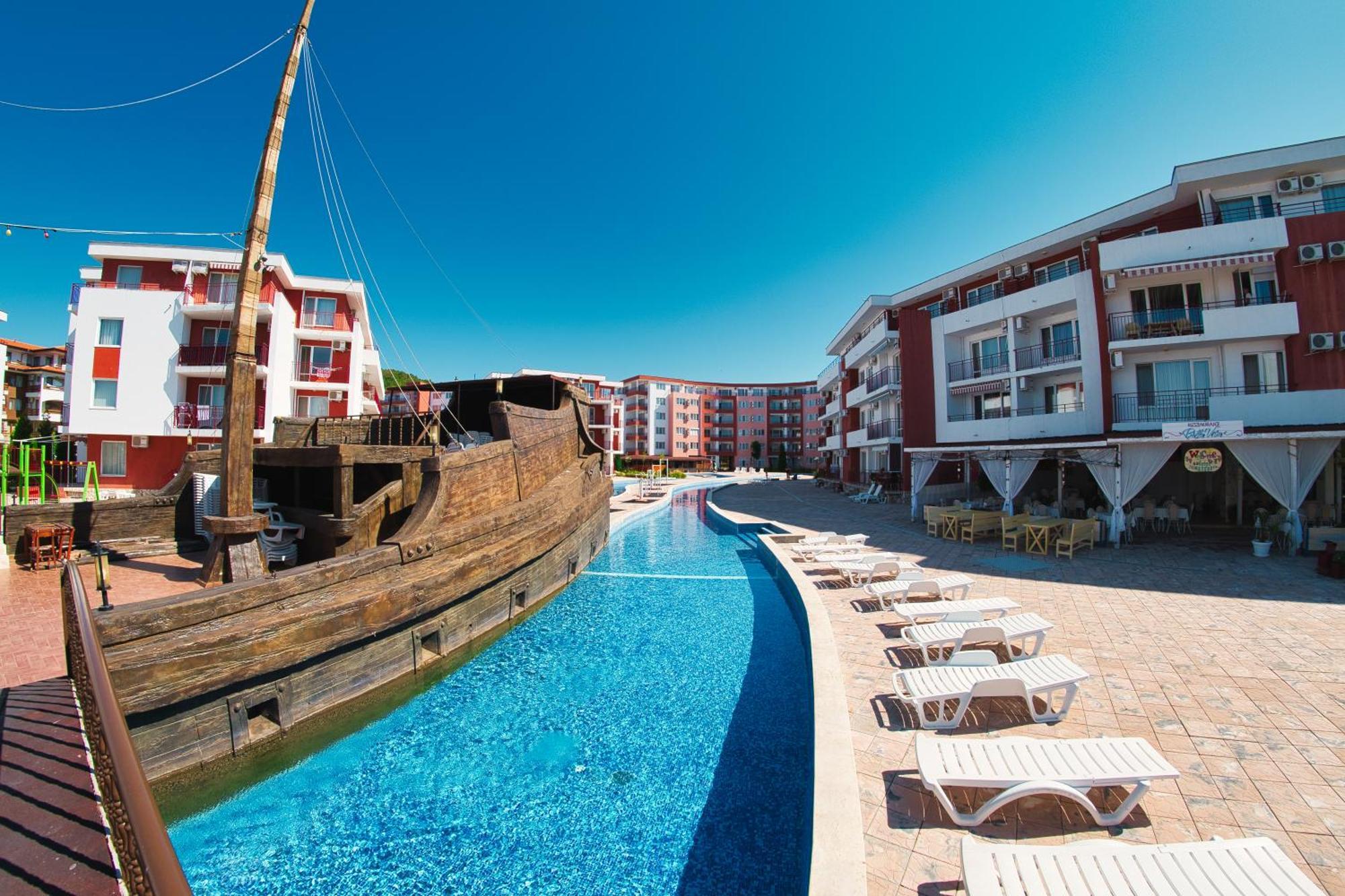 Privillege Fort Noks Beach Apartments Елените Экстерьер фото