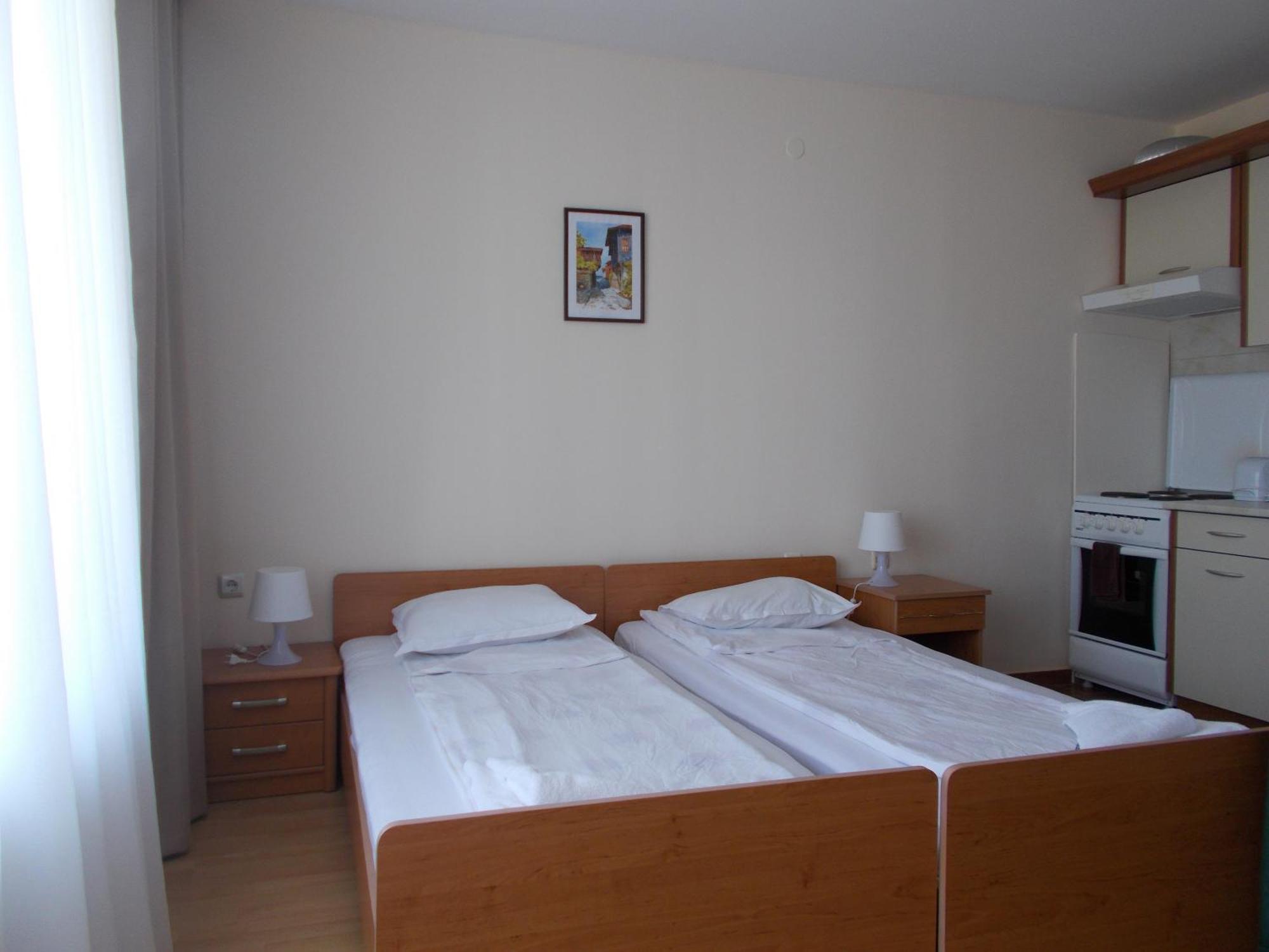 Privillege Fort Noks Beach Apartments Елените Экстерьер фото